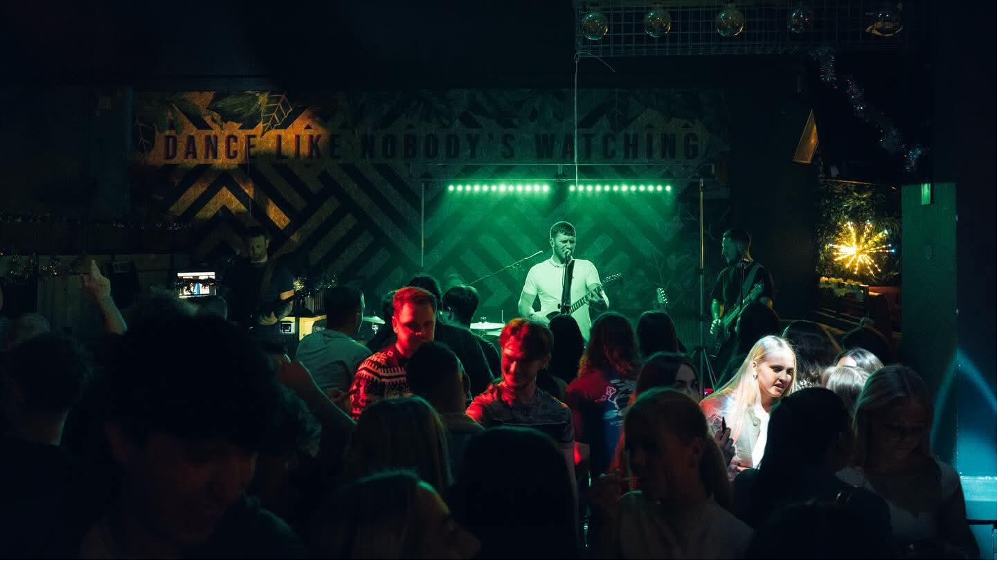 Live show crowd